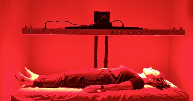 Understanding the Difference Between Red Light and Near Infrared Light — and Why the Kala Light Is Beneficial for You image
